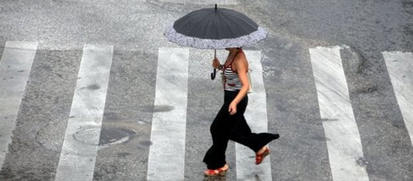 Συνεχίζεται η ... «ανοιξιάτικη» κακοκαιρία: Με κατά τόπους ισχυρές καταιγίδες και χαλαζοπτώσεις ο καιρός σήμερα